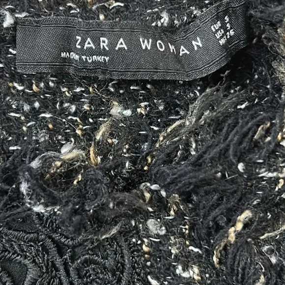 Zara Tweed & Lace Textured Short Sleeve Raw Hem Top Black Size Small - Picture 8 of 12
